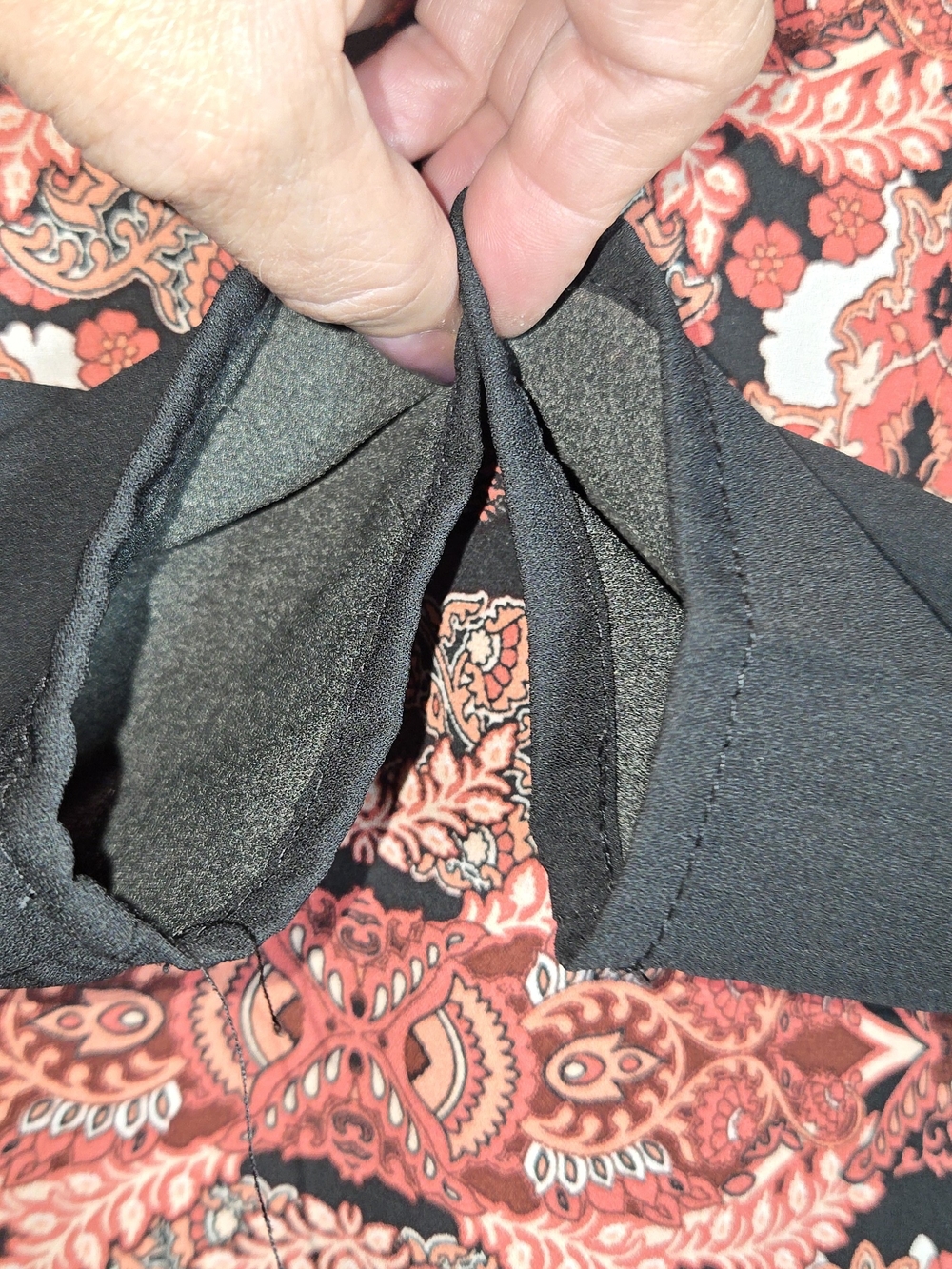 Xhilaration Black Tunic with Coral and Cream Center Panel - Picture 5 of 9